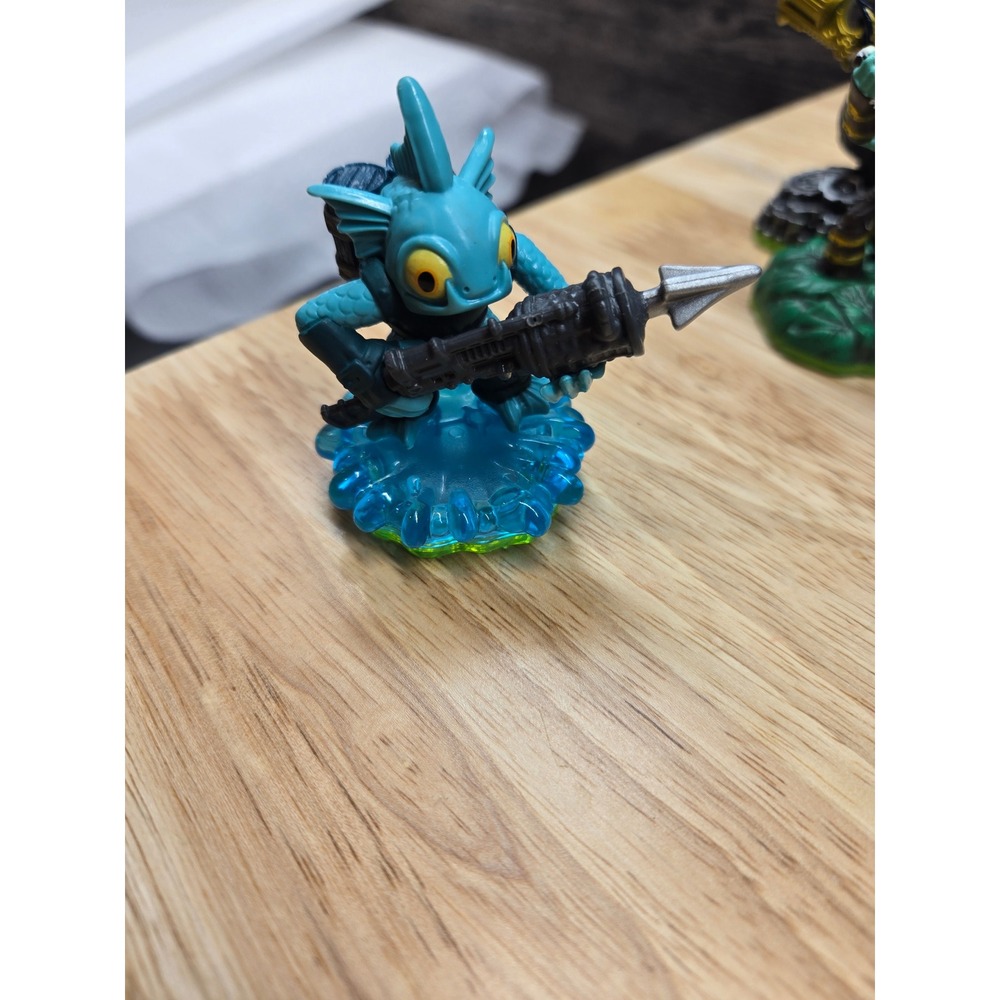 Skylanders Spyro's Adventure Gill Grunt Figure Water Element Character